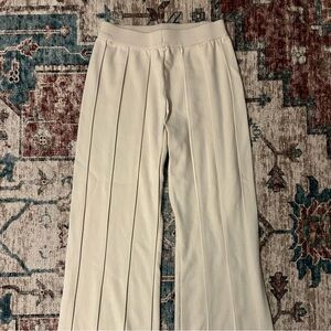 Women’s wide leg pants